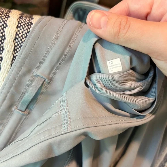 Lululemon women’s base pace high rise tight size 12 - Picture 7 of 10